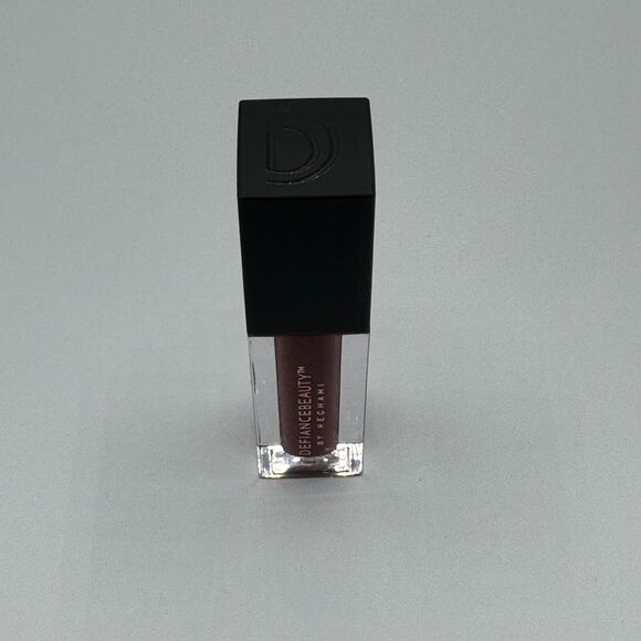 Defiance Beauty by Nechami Warrior Luminous Liquid Lipstick 4.3 ml - Picture 4 of 10